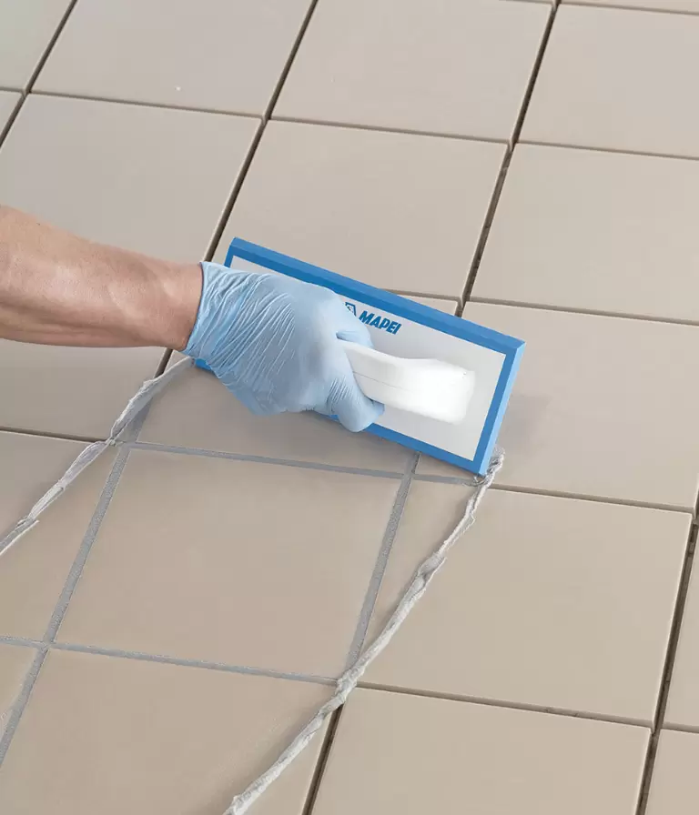BOQUILLA FRAGUA LECHADA EPOXICA MAPEI